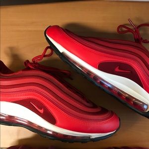 NIKE AIRMAX 97 ULTRA GYM RED